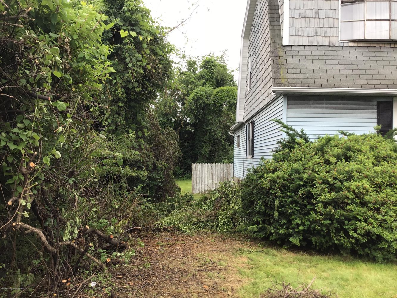 700 Davis St, Scranton, PA 18505